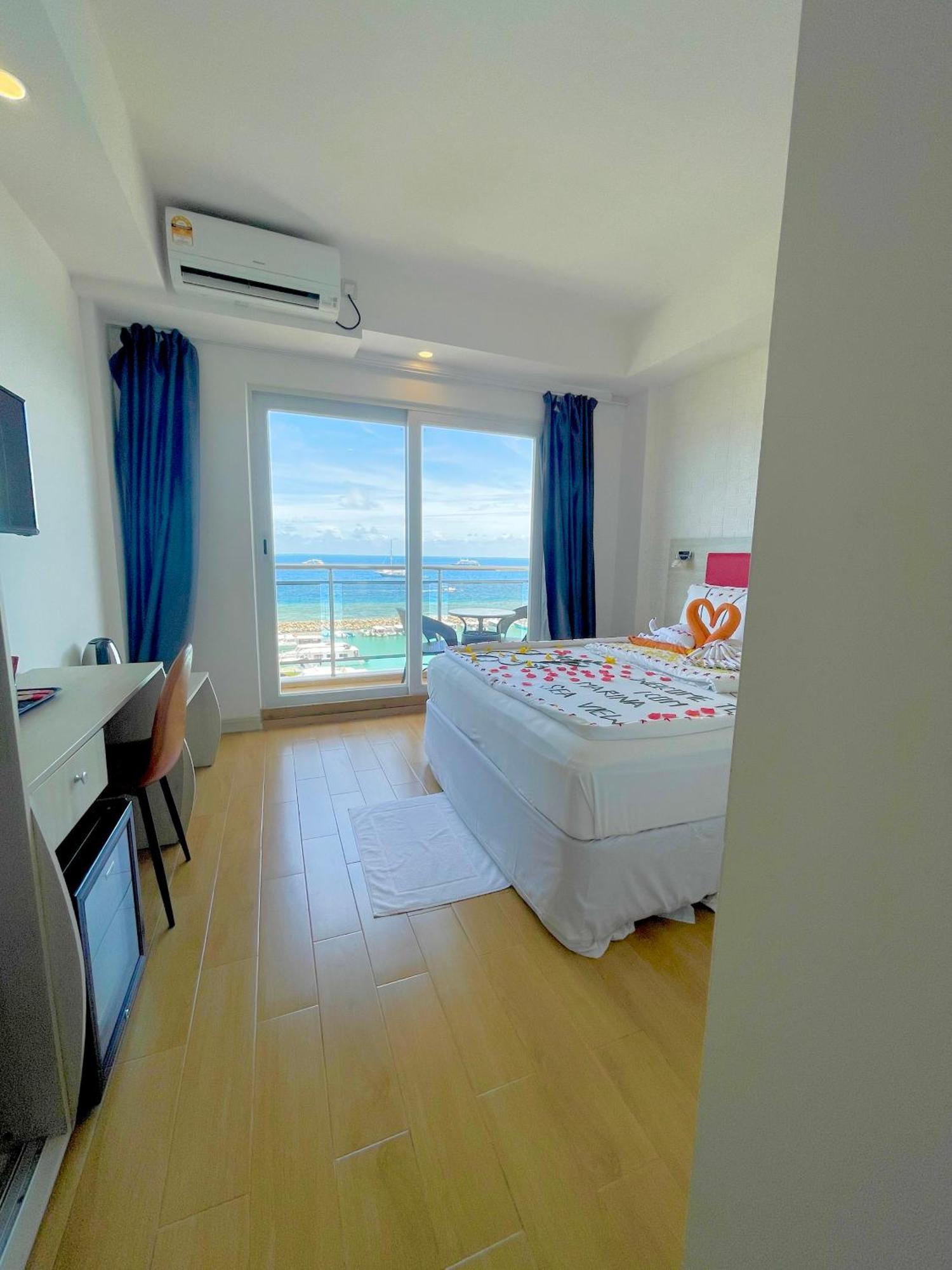 Icom Marina Sea View Hotel Maafushi Exterior photo